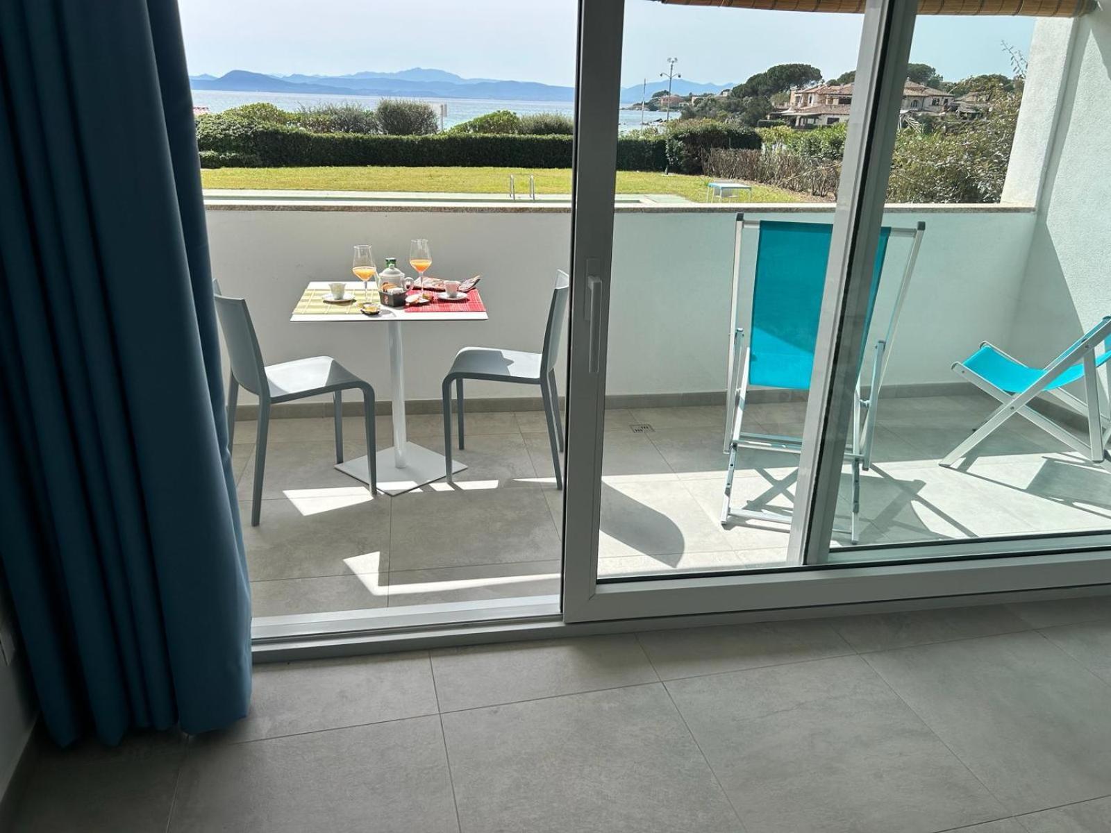 Rooms, Affittacamere Maksim Golfo Aranci Exterior foto